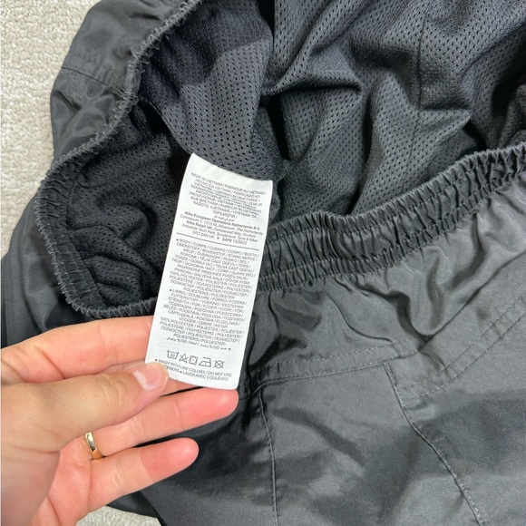 Nike Black Pull On Waist Tie Swim Truck Short Size Small - Picture 6 of 6